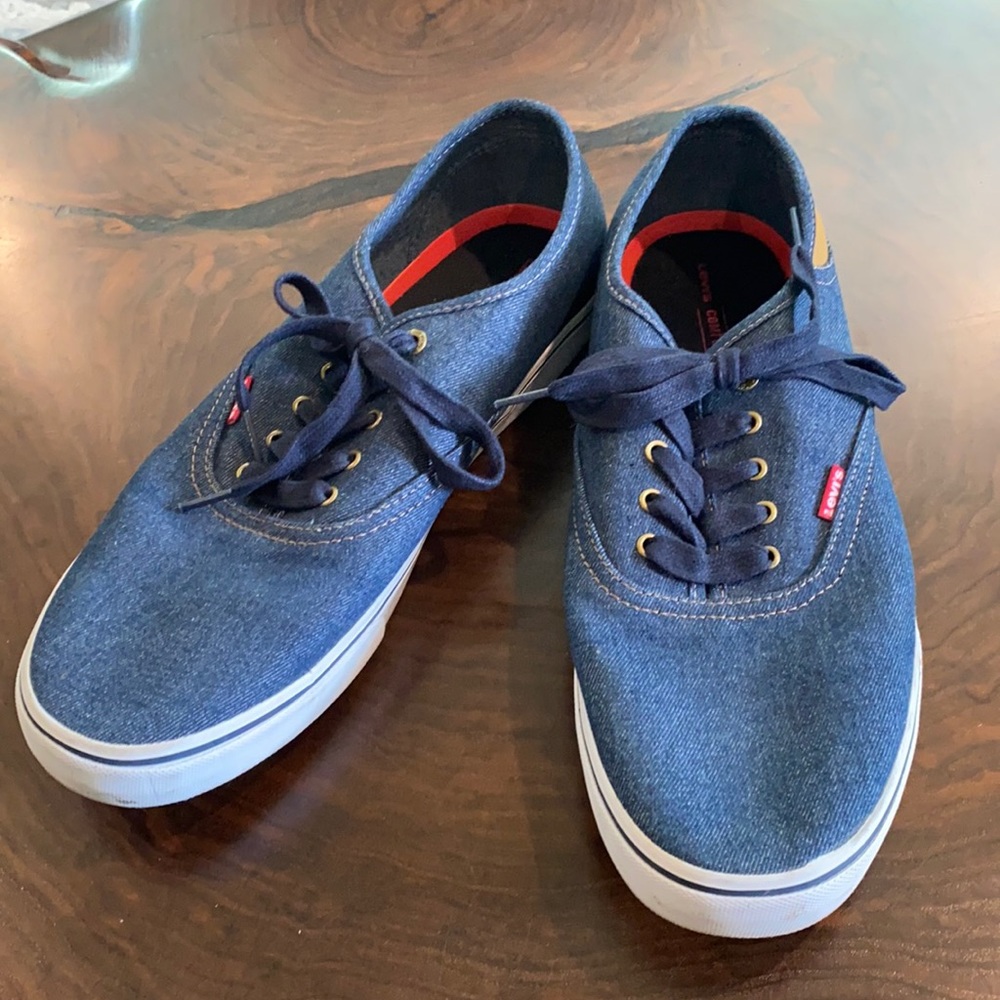 Levi’s Comfort men’s shoes
